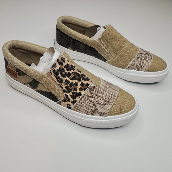 Blowfish Shoes - NWOT Blowfish Maddox Natural Sneakers